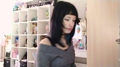 Domo_San live cam on Cam4