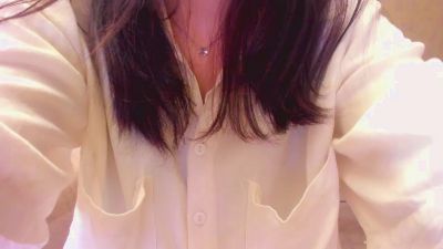 DonaNowell live female webcam from France