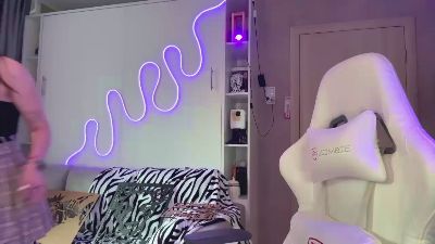 DonettaGhrist live cam on Cam4