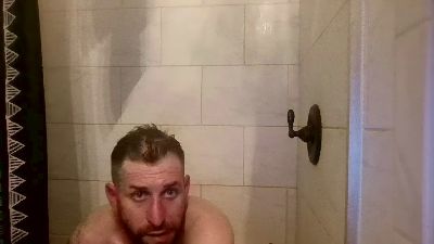 Dongerson222 live cam on Cam4