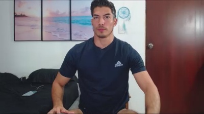 Doni_Motta live cam on Cam4