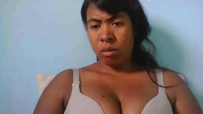 Donie1995 live cam on Cam4
