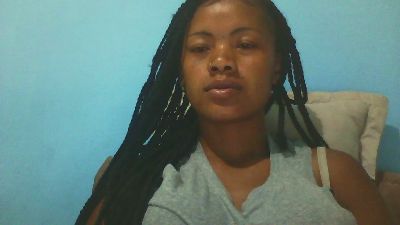 Donie1995 live cam on Cam4