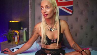 DonnaDubai live cam on Cam4