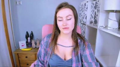 DonnaLive live cam on Cam4