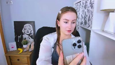DonnaLive live cam on Cam4