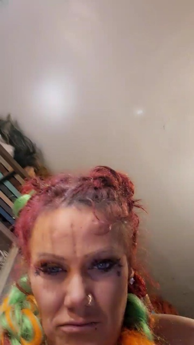 Dontbejelly2 live cam on Cam4