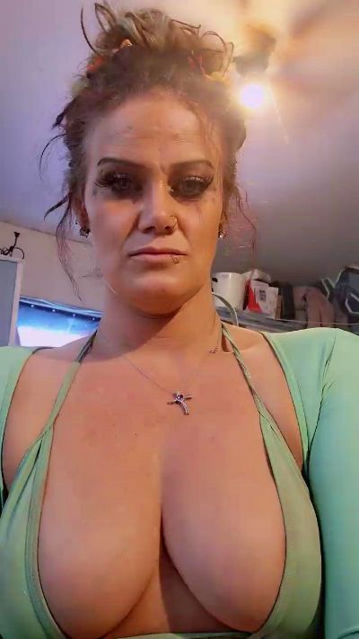 Dontbejelly2 live cam on Cam4