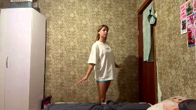 DonyaEnglert live cam on Cam4