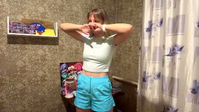 DonyaEnglert live cam on Cam4