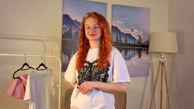 DonyaPolumbo live female webcam from Thailand