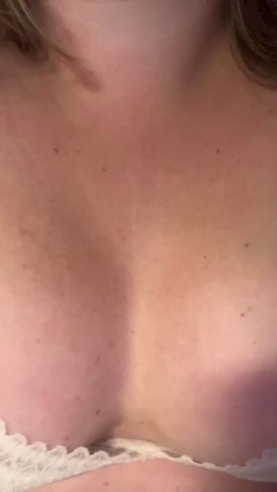 Dootje27 live cam on Cam4