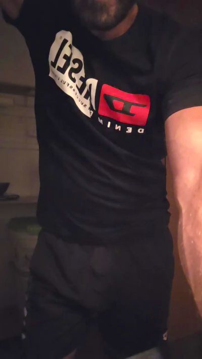 Doperman live cam on Cam4