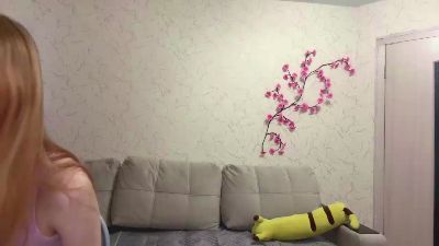 DoraDori live cam on Cam4