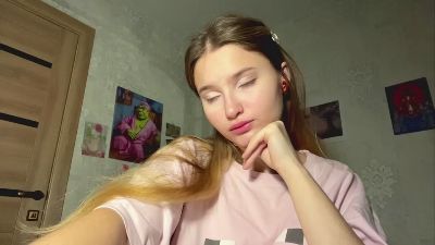 DorotheaKhalaf live cam on Cam4