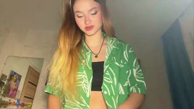 DorotheaKhalaf live cam on Cam4