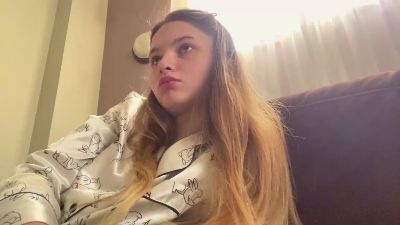 DorotheaKhalaf live cam on Cam4