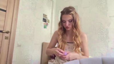 DorotheaKhalaf live cam on Cam4