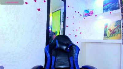 Dorothy_Clut live cam on Cam4