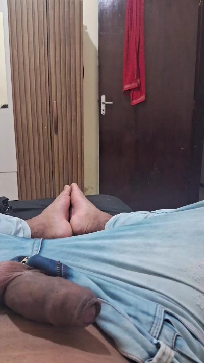 Dot085 live cam on Cam4