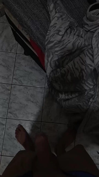 Dot22cmCarioca live cam on Cam4