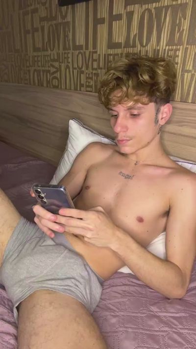 DotadoBR live cam on Cam4