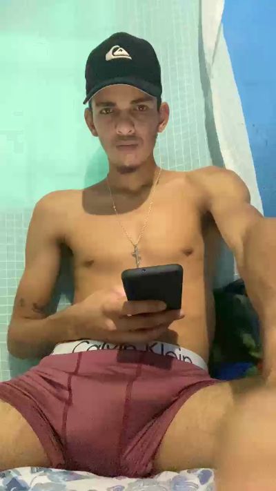 Dotadonovin19cm live cam on Cam4