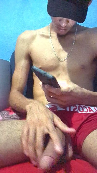 Dotadonovin19cm live cam on Cam4