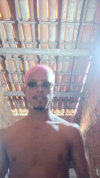 Dotpretin live cam on Cam4