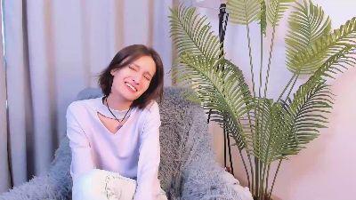 DottyRevels live cam on Cam4
