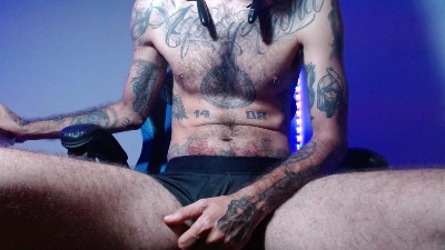 Doubleshot21 live cam on Cam4