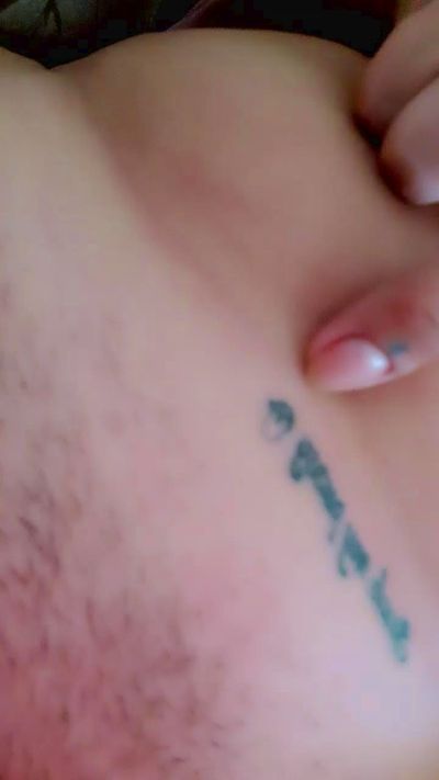DouceQueen live cam on Cam4