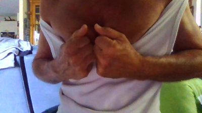 Doucia1 live cam on Cam4