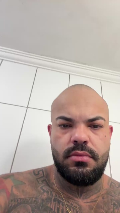 Doutor22 live cam on Cam4