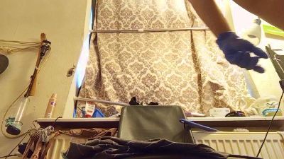 DrHuelsentrieb live cam on Cam4
