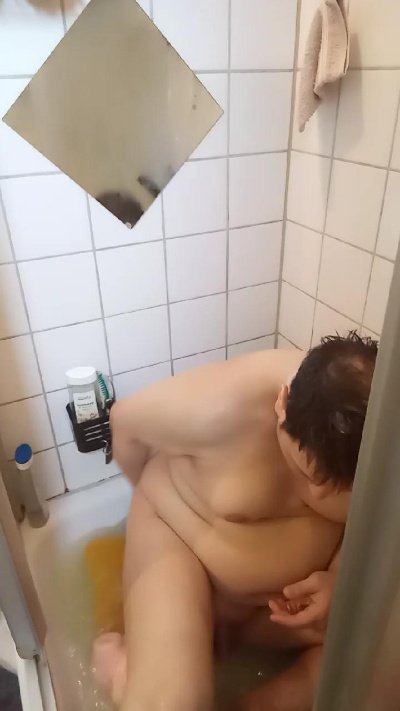 DrHuelsentrieb live cam on Cam4