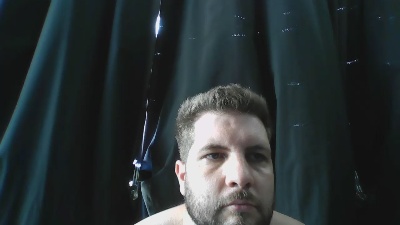 Dr_atascaburra live cam on Cam4