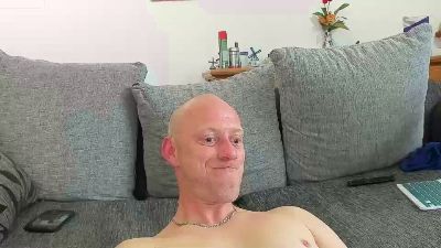 Drachten1988 live cam on Cam4