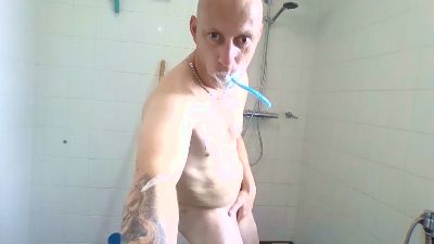 Drachten1988 live cam on Cam4