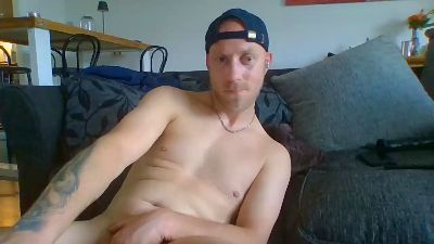 Drachten1988 live cam on Cam4