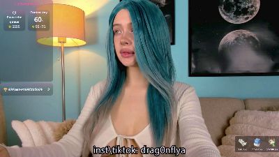DragonFlya live cam on Cam4