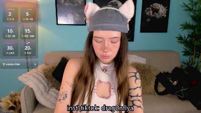 DragonFlya live cam on Cam4