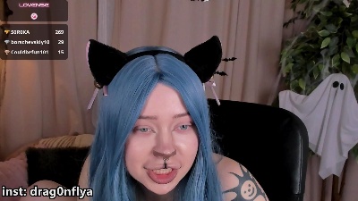 DragonFlya live cam on Cam4