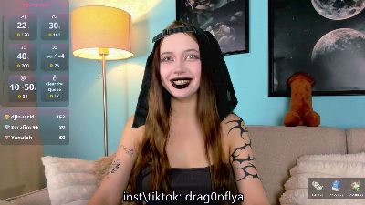 DragonFlya live cam on Cam4