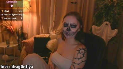 DragonFlya live cam on Cam4