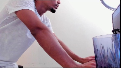 DrakeFox live cam on Cam4