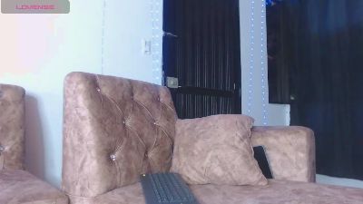 Drake_Nassir4 live cam on Cam4