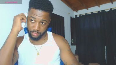 Drake_Nassir4 live cam on Cam4