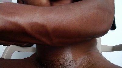 Drake_brown23 live cam on Cam4