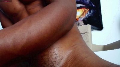 Drake_brown23 live cam on Cam4